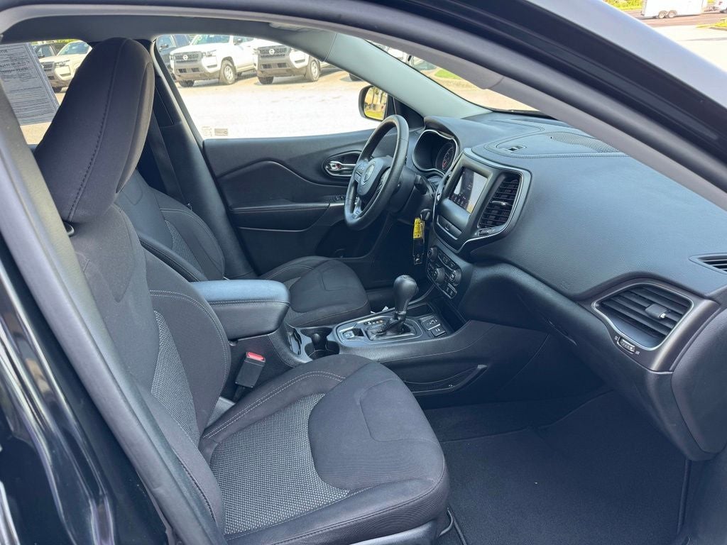 2019 Jeep Cherokee Latitude