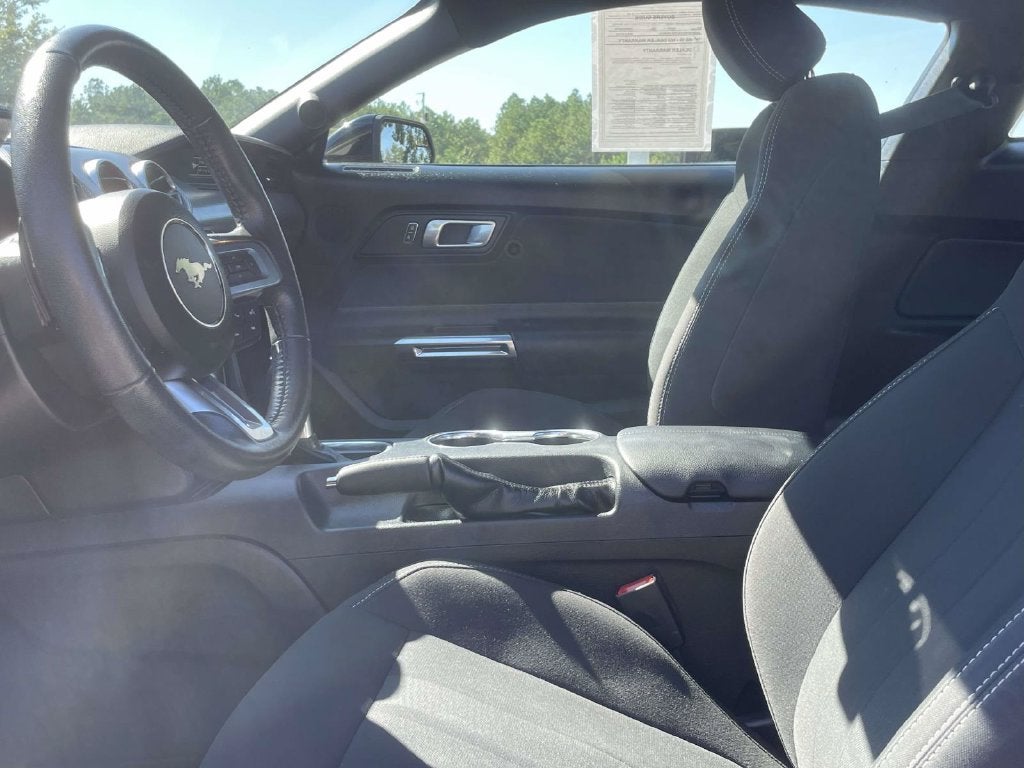 2020 Ford Mustang EcoBoost