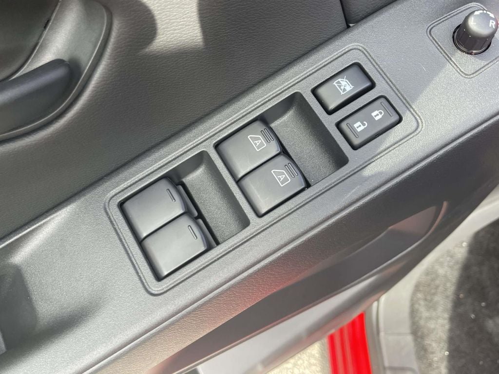 2027 Nissan Frontier SV