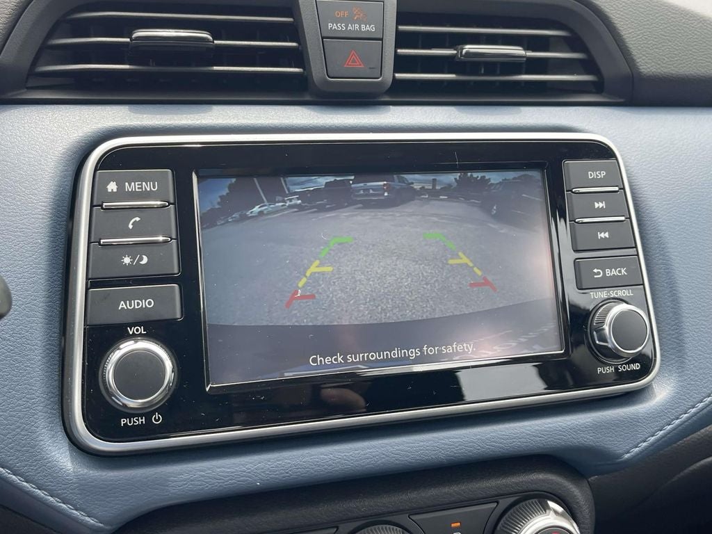 2025 Nissan Versa 1.6 SV