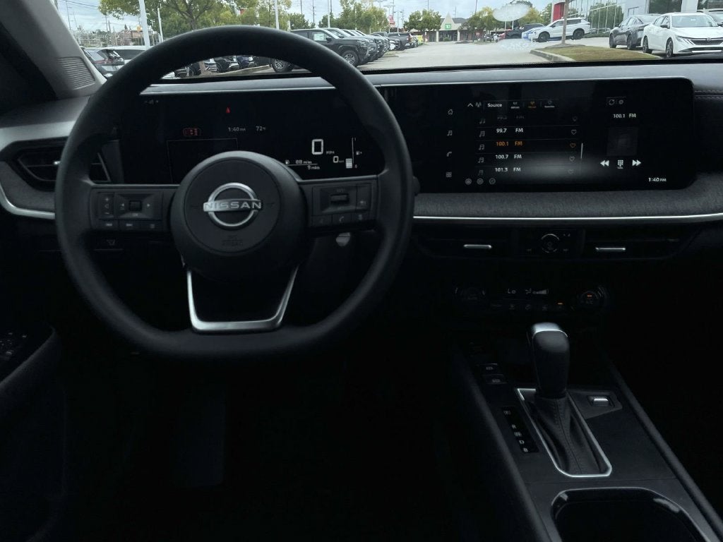 2027 Nissan Kicks SV