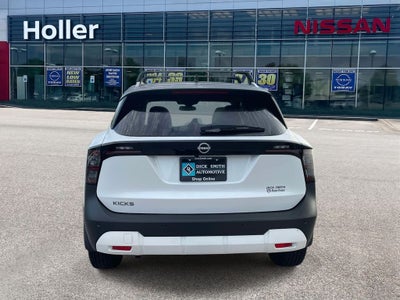2026 Nissan Kicks SV