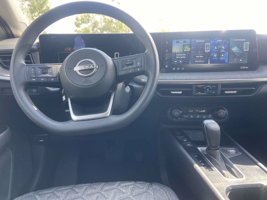 2027 Nissan Kicks SV