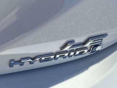 2022 Toyota Camry Hybrid LE