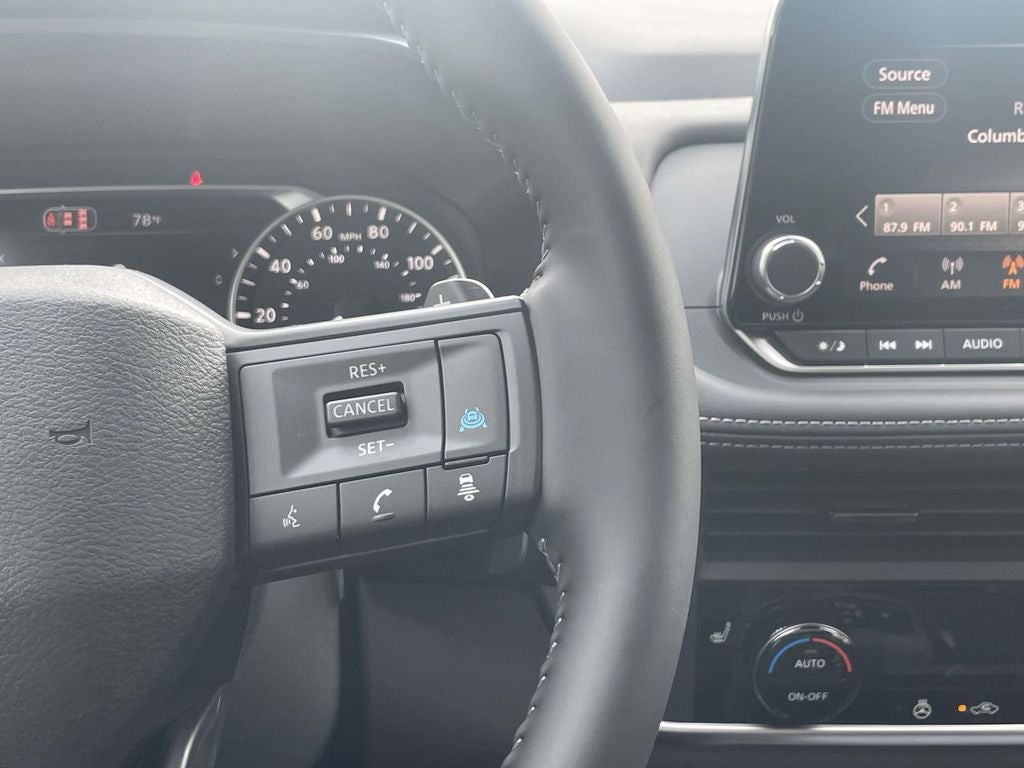 2026 Nissan Rogue Dark Armor™
