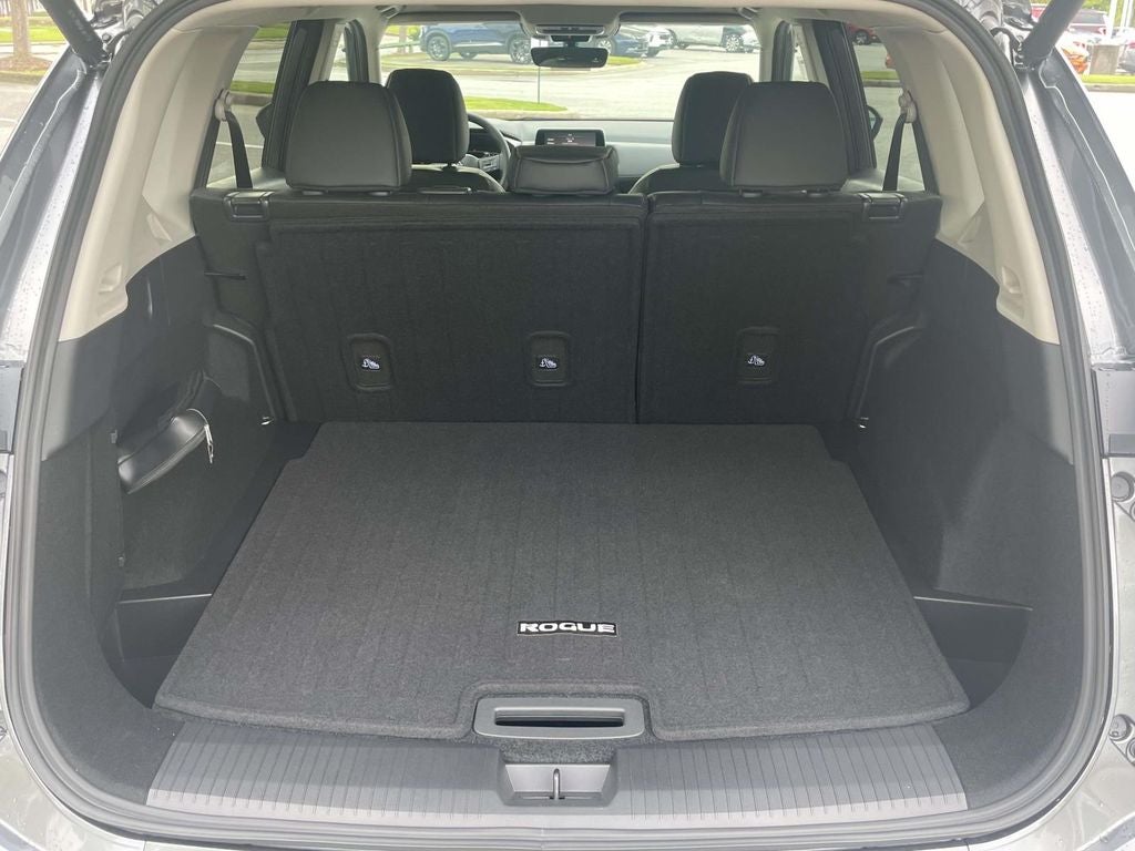 2026 Nissan Rogue Dark Armor™