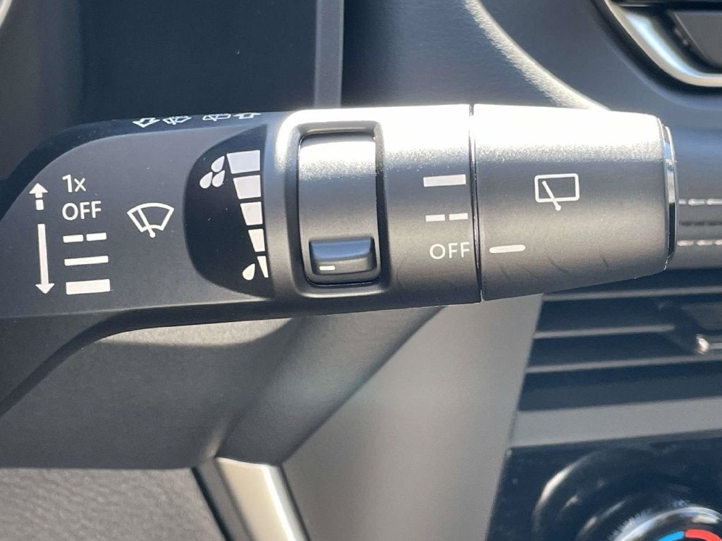 2027 Nissan Rogue SV
