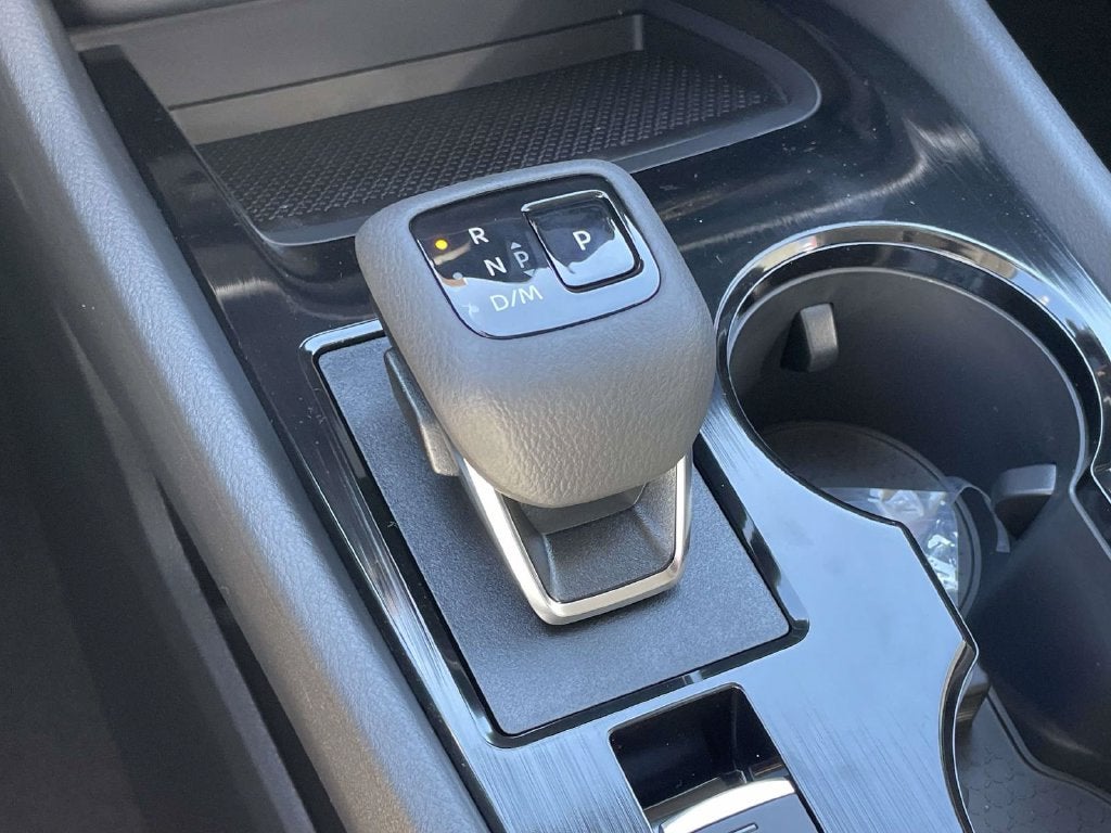 2027 Nissan Rogue SV