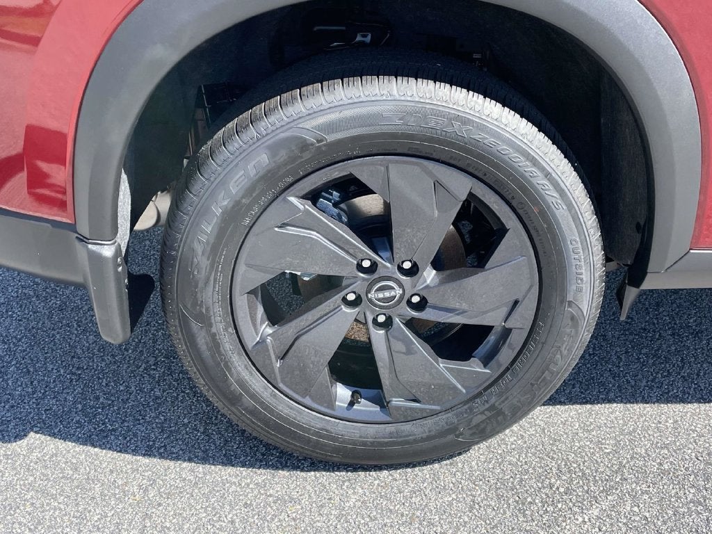 2027 Nissan Rogue SV
