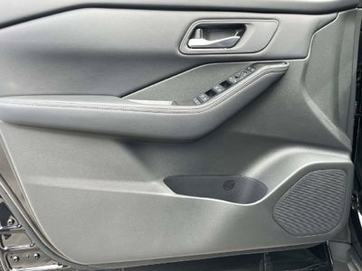 2027 Nissan Rogue SV