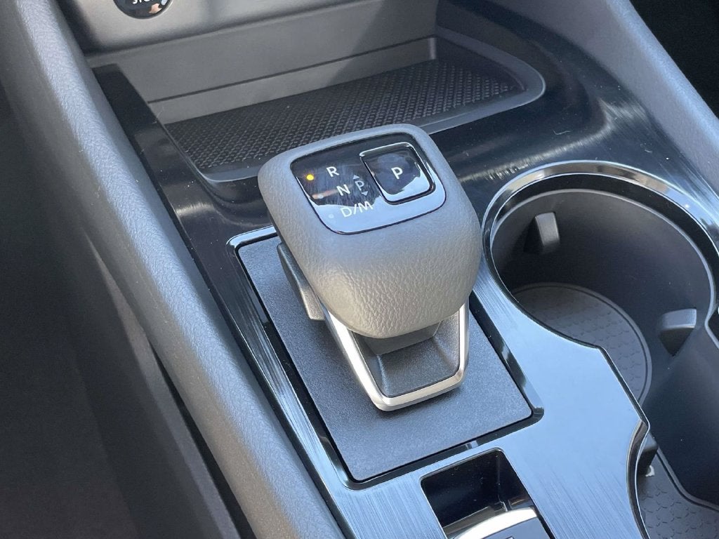 2027 Nissan Rogue SV