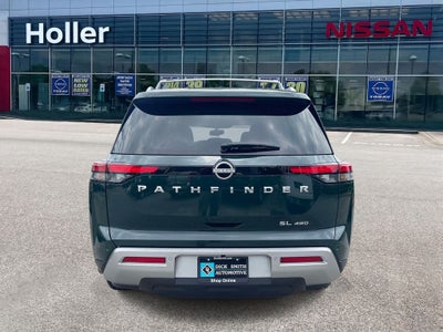 2025 Nissan Pathfinder SL