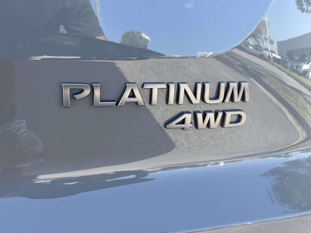 2026 Nissan Pathfinder Platinum