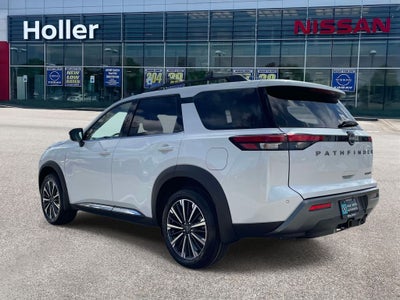2026 Nissan Pathfinder Platinum