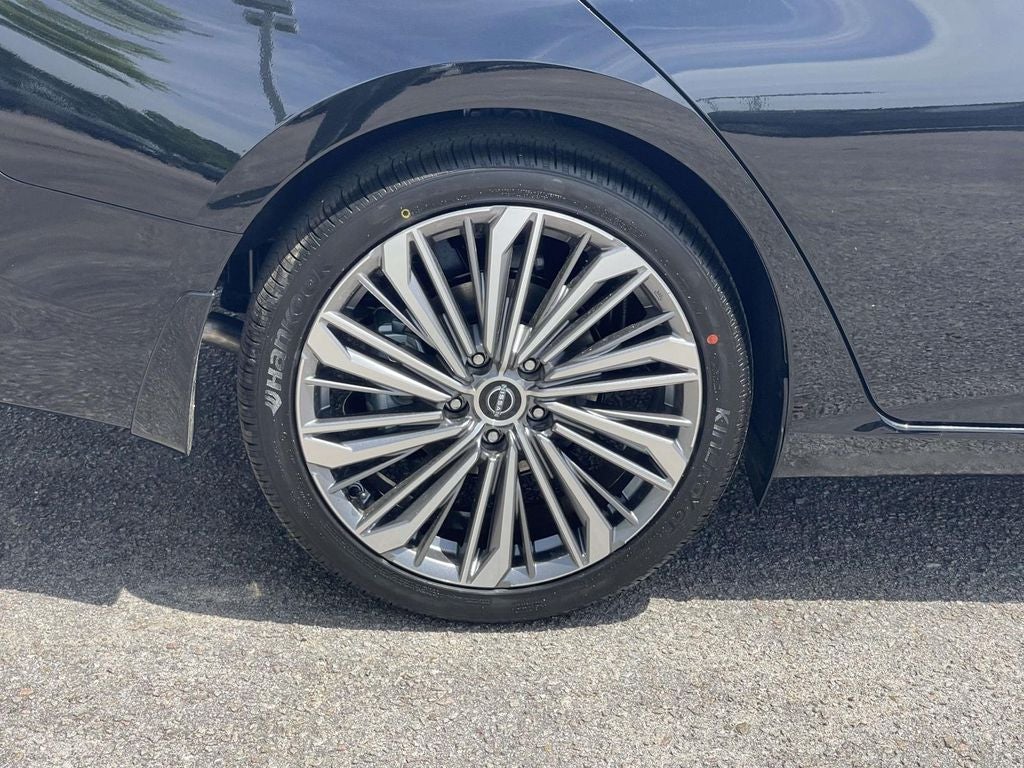 2026 Nissan Altima SV