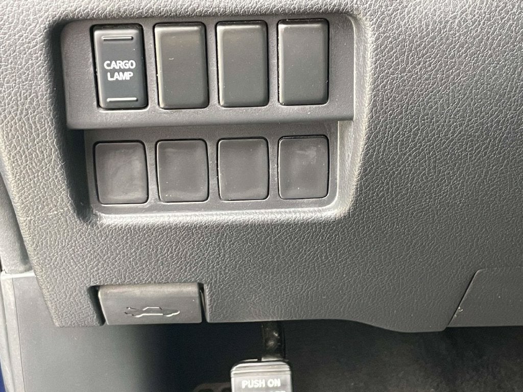2022 Nissan Titan SV