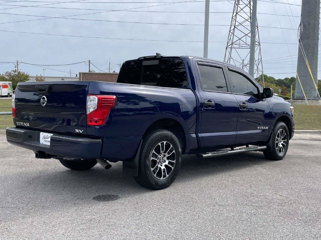 2022 Nissan Titan SV