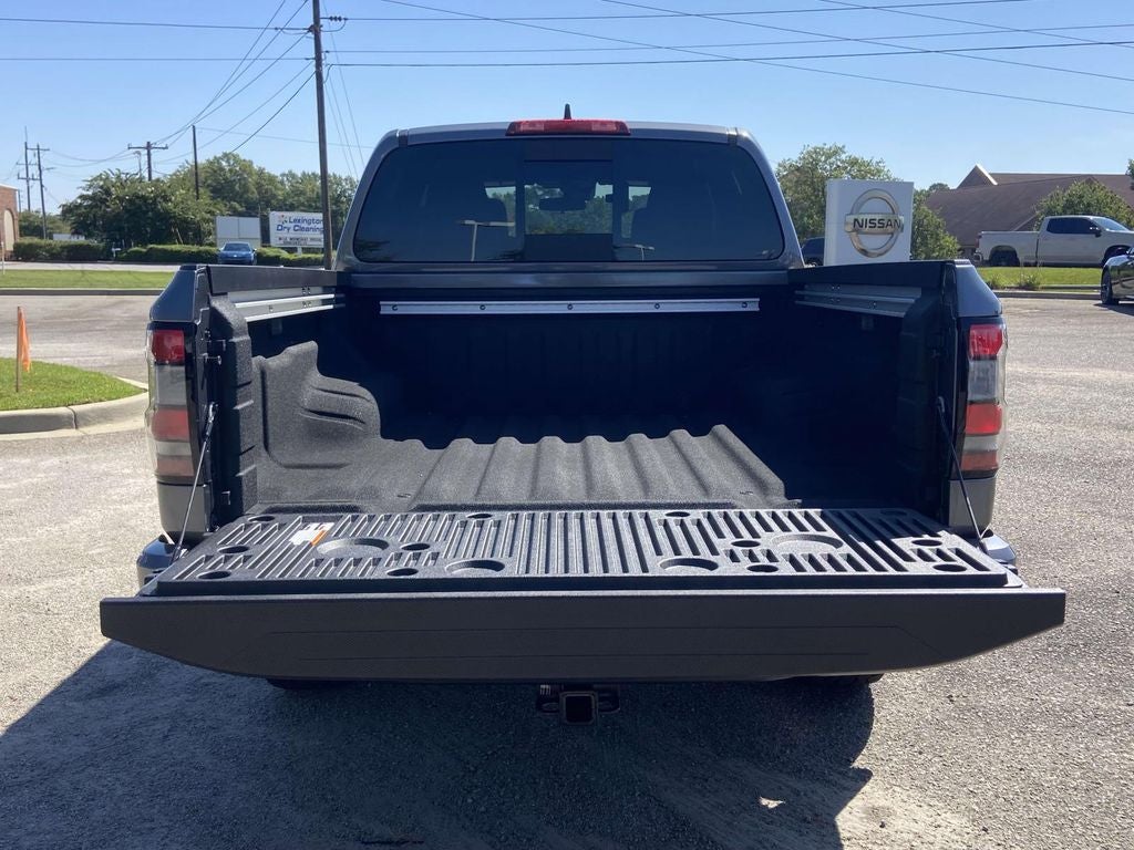 2027 Nissan Frontier SV