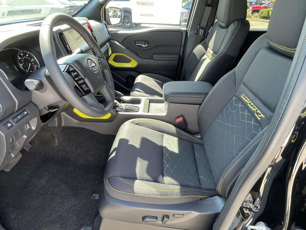 2027 Nissan Frontier SV