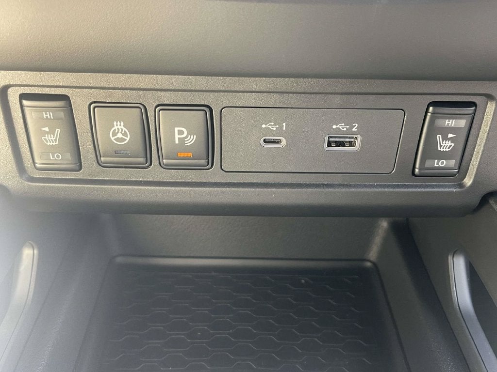 2027 Nissan Frontier Crew Cab SV