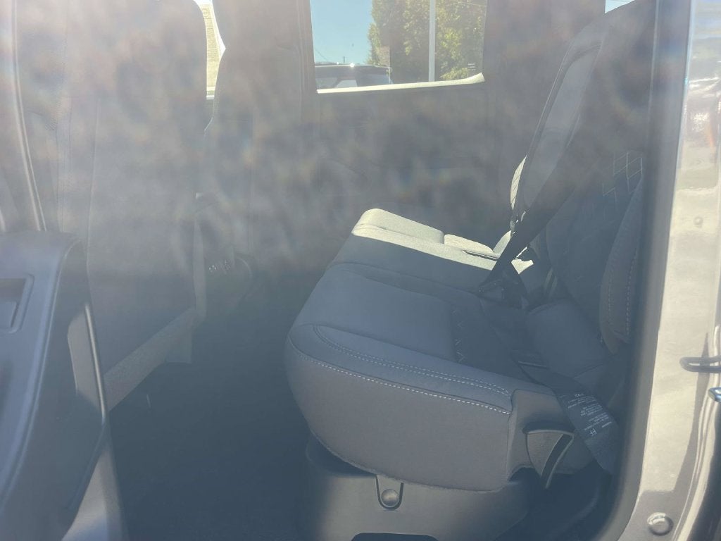 2027 Nissan Frontier Crew Cab SV