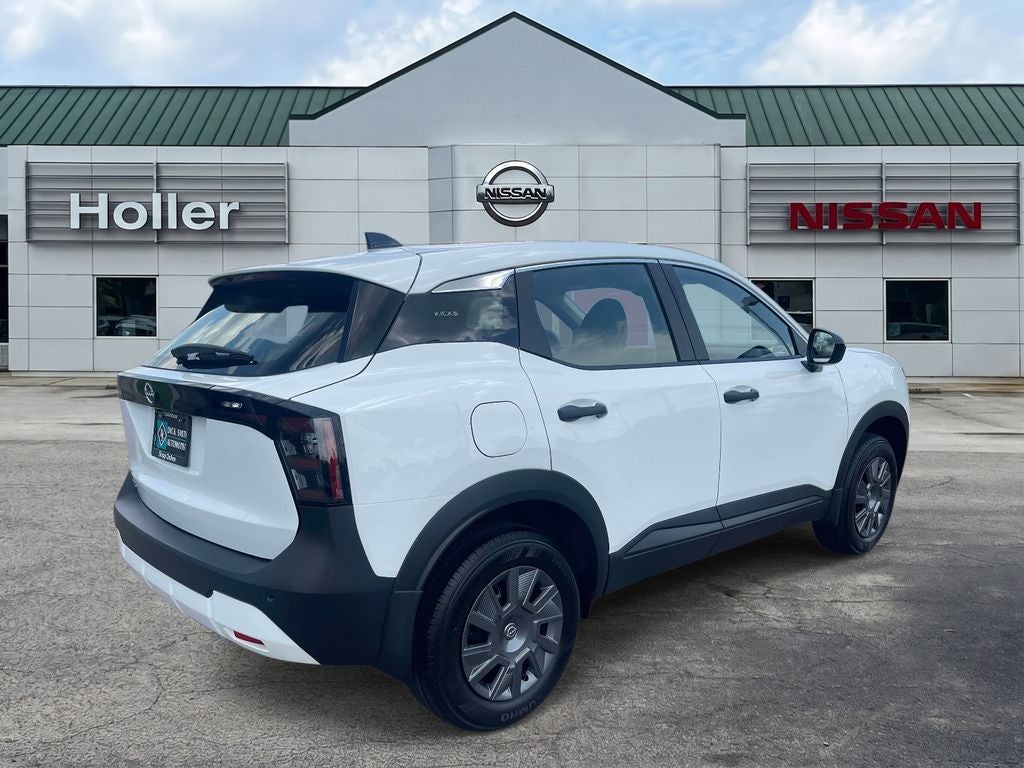 2026 Nissan Kicks S