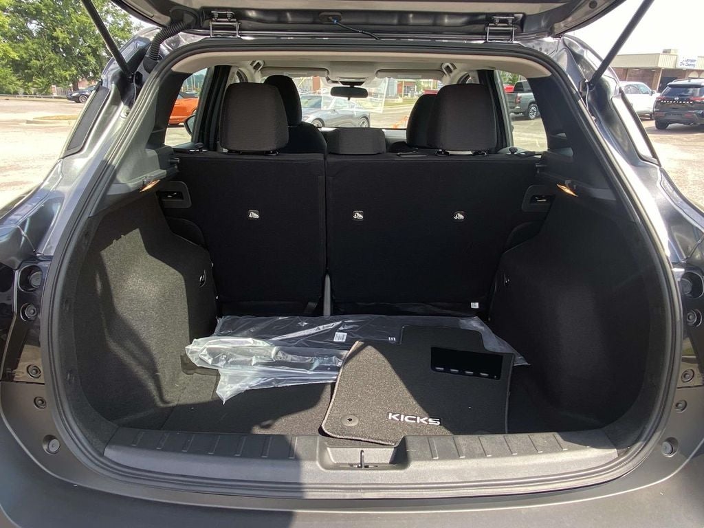 2026 Nissan Kicks S