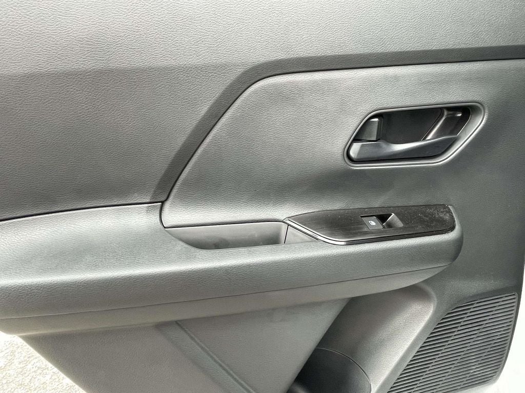 2027 Nissan Kicks S