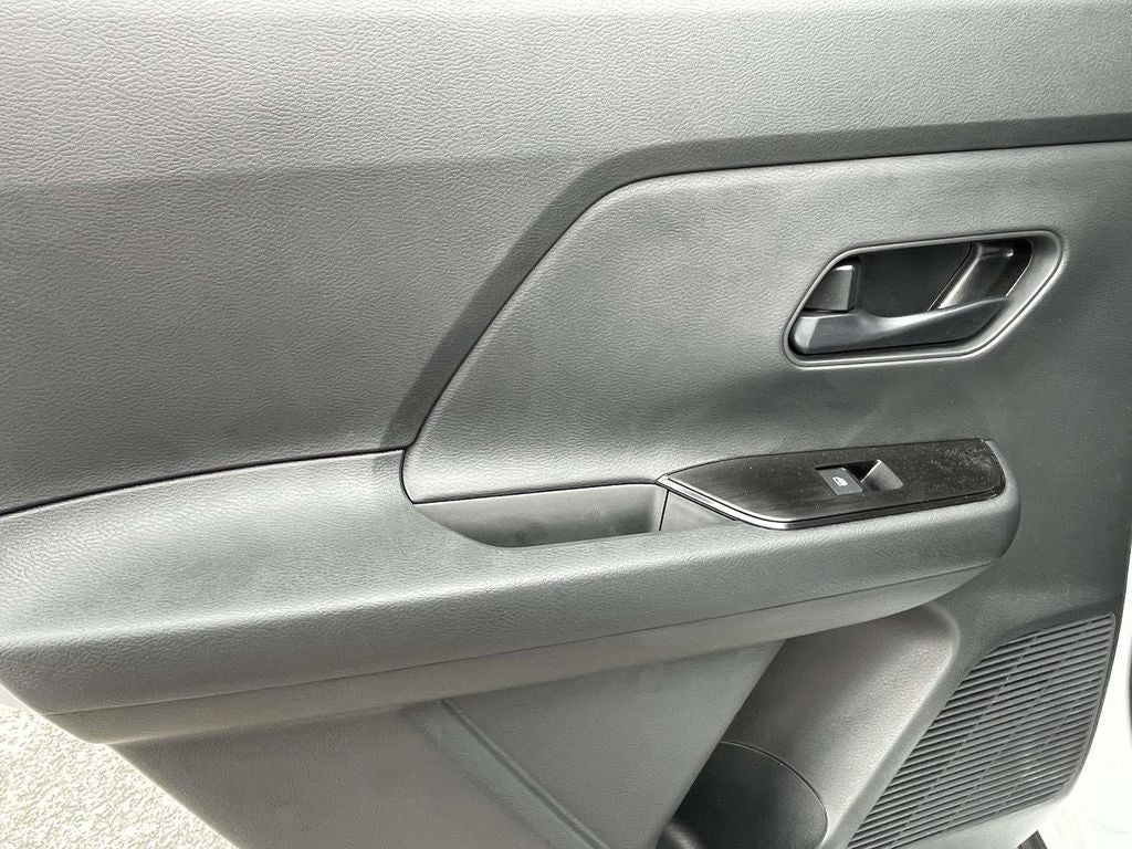 2027 Nissan Kicks S
