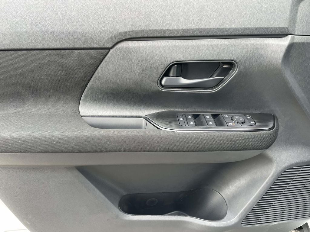 2027 Nissan Kicks S