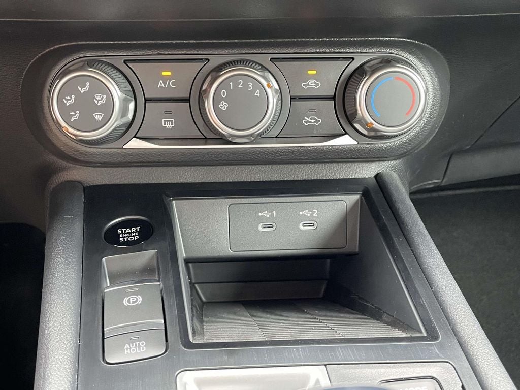 2027 Nissan Kicks S