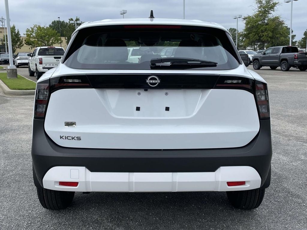 2027 Nissan Kicks S