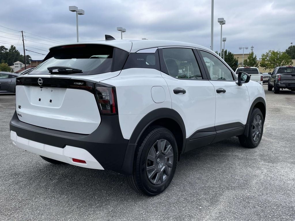 2027 Nissan Kicks S