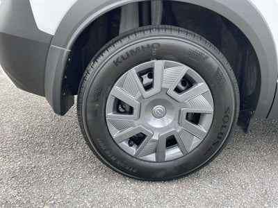 2027 Nissan Kicks S