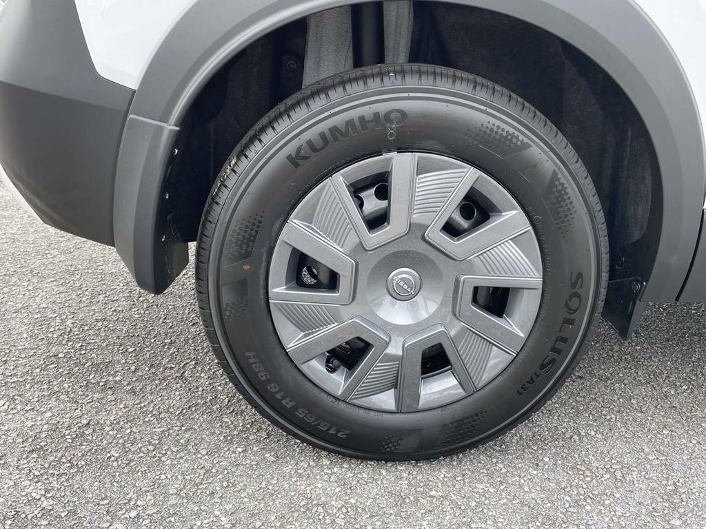 2027 Nissan Kicks S