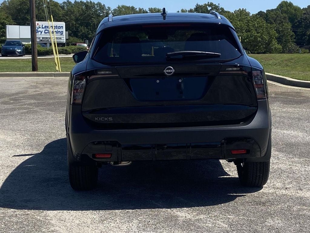 2027 Nissan Kicks SV
