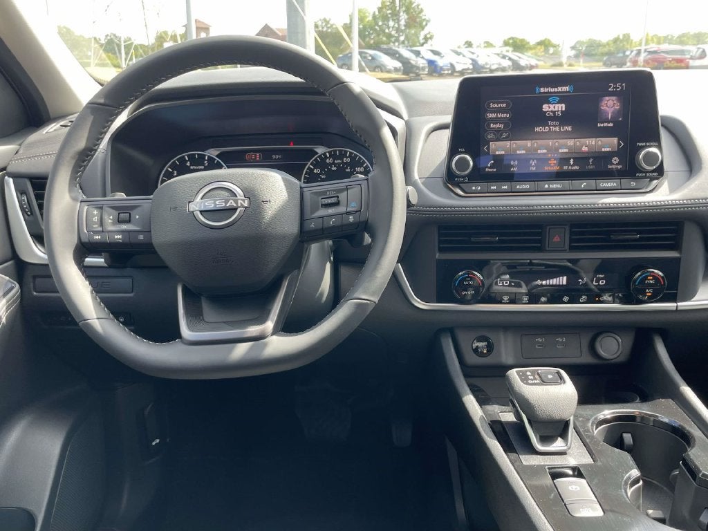 2027 Nissan Rogue SV
