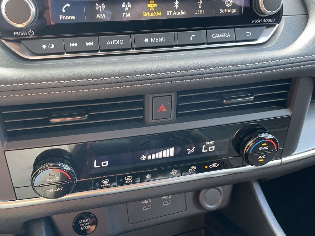 2027 Nissan Rogue SV