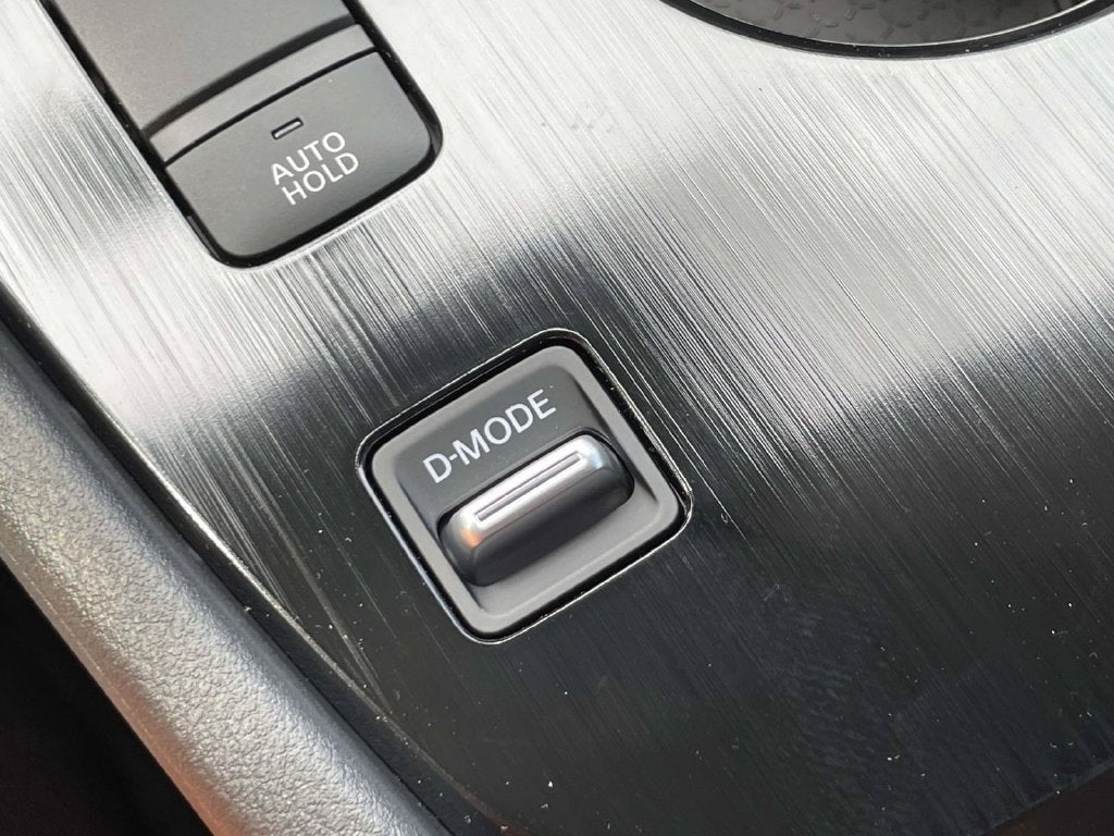 2027 Nissan Rogue SV
