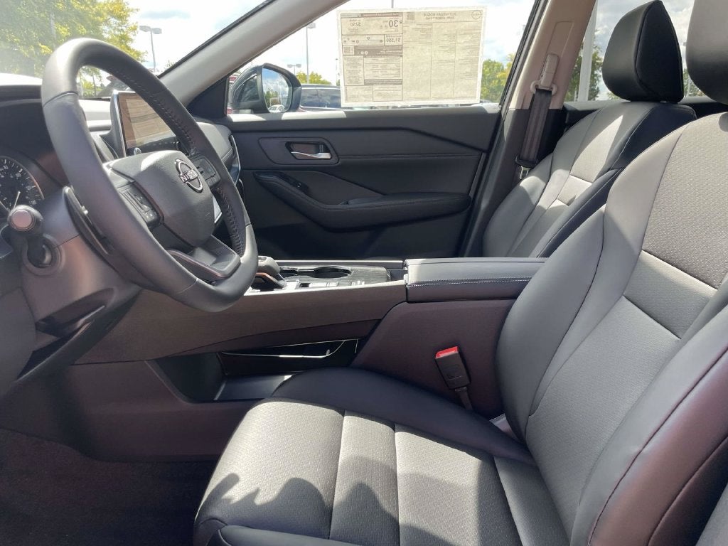 2027 Nissan Rogue Dark Armor™