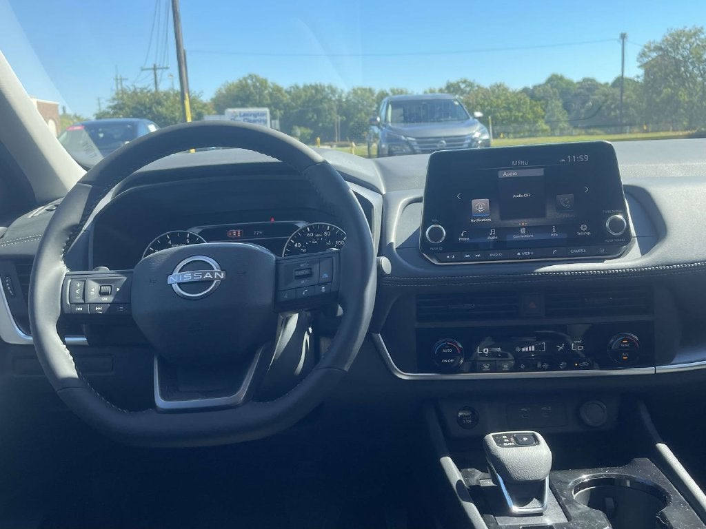 2027 Nissan Rogue SV