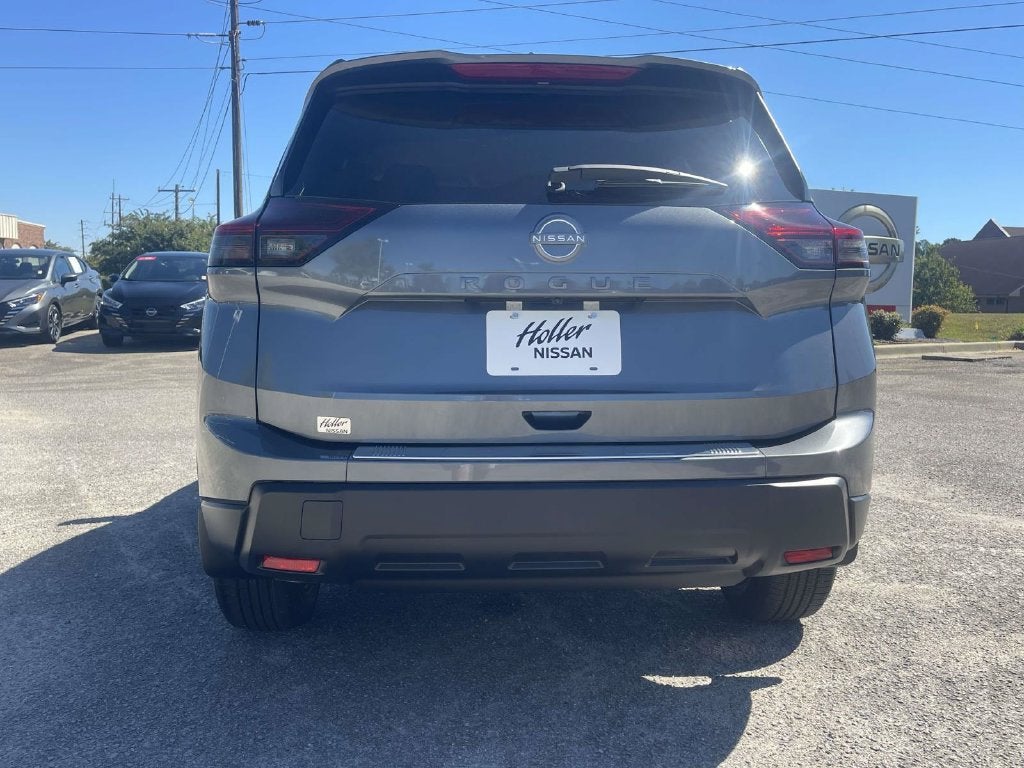 2027 Nissan Rogue SV