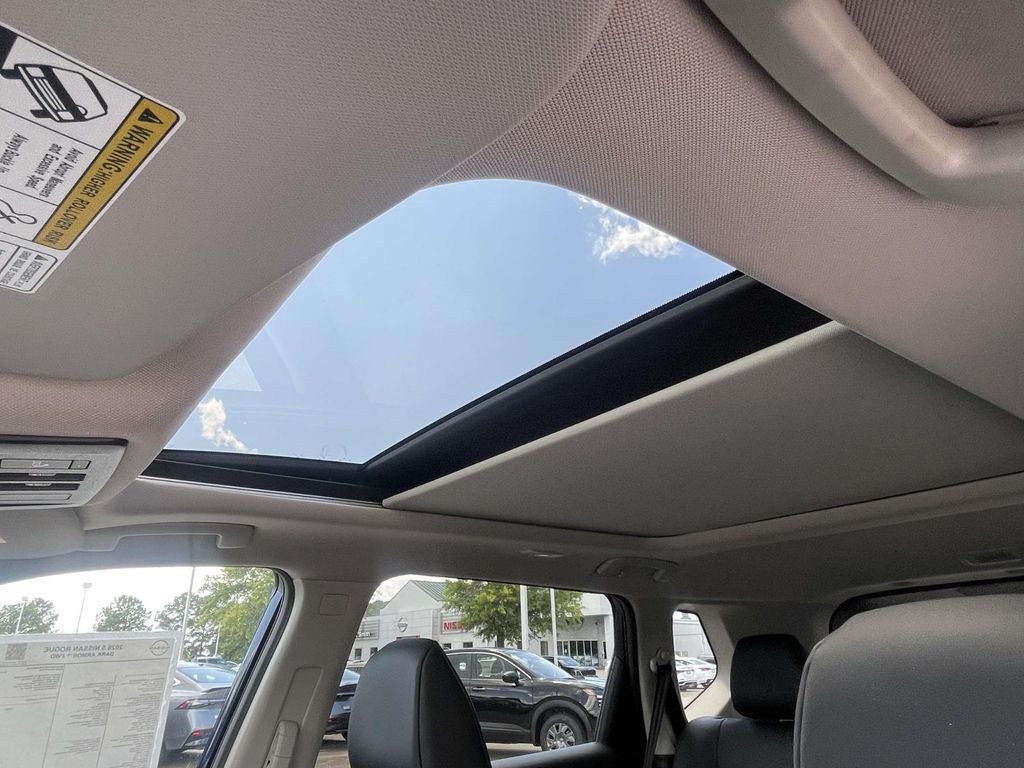 2026 Nissan Rogue Dark Armor™