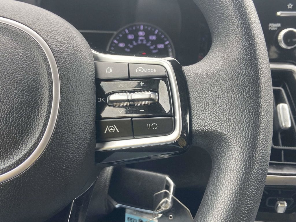2022 Kia Sorento LX