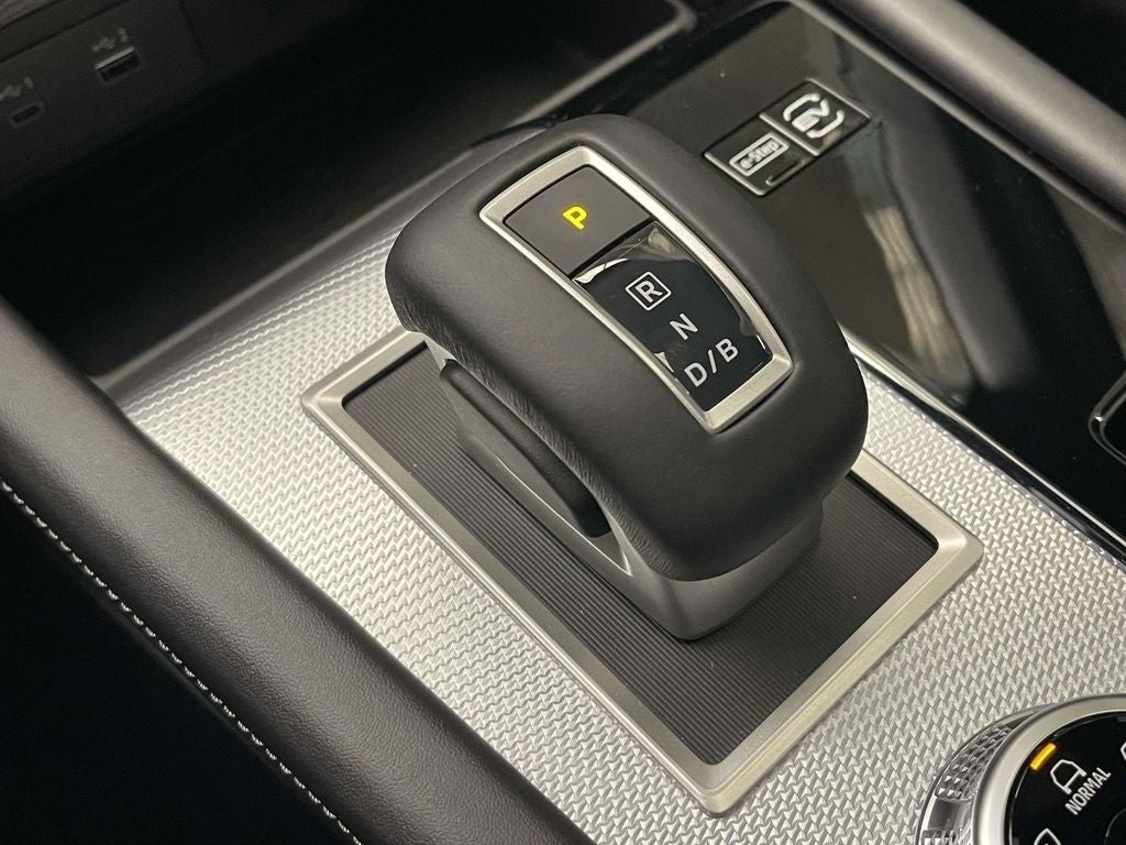 2026 Nissan Rogue Plug-In Hybrid Platinum