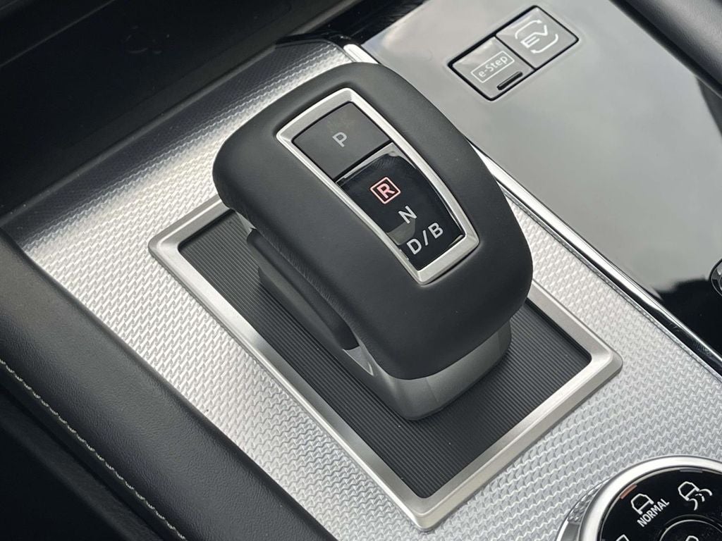 2026 Nissan Rogue Plug-In Hybrid Platinum