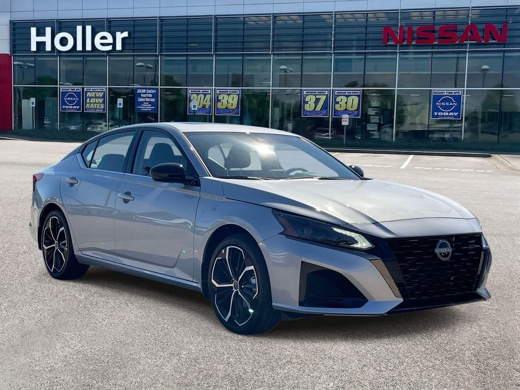 2025 Nissan Altima 2.5 SR