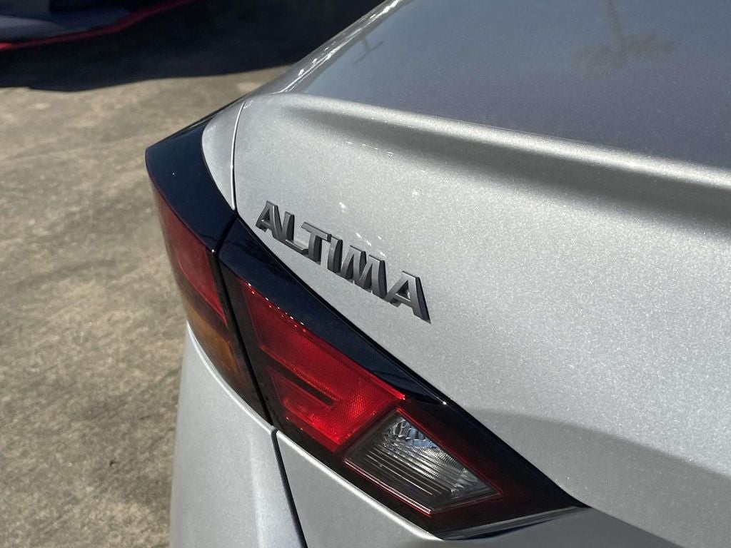 2025 Nissan Altima 2.5 SR