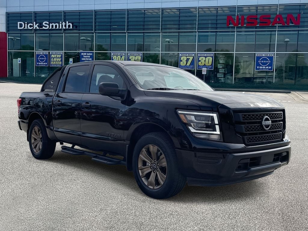 2024 Nissan Titan SV
