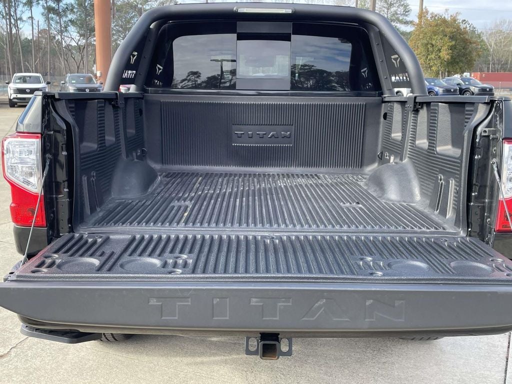 2024 Nissan Titan SV
